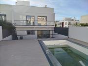 Moradia T3 com piscina em Moncarapacho, Algarve