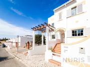 Moradia T3 com piscina para venda em Lagos