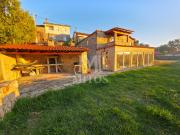 Moradia T3 com piscina, situada em Moreira do Lima