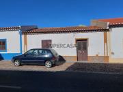 Moradia T3 com quintal em Faro do Alentejo