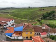 Moradia T3 com rés do chão comercial e jardim na...