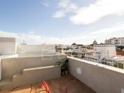 Moradia T3, com rooftop, num novo condomínio em Tavira