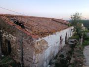 MORADIA T3 COM SUITE COM PROJECTO APROVADO RECONSTRUIR...