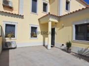 Moradia T3 com Terraço e Garagem em Salir Conforto e...