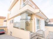 Moradia T3 com Terraço e Garagem | Próxima da Praia de...