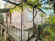 Moradia T3 com terreno e anexos junto à Escola de Hotelaria