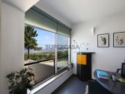 Moradia T3 de Arquitetura Contemporânea com Piscina...