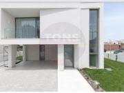 Moradia T3 de Luxo a caminho das Azenhas do Mar