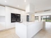 Moradia T3 de luxo à venda em Loulé