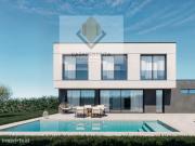Moradia T3 de Luxo com 4 Frentes, 3 Suites, Jardim,...
