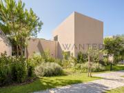 MORADIA T3 DE LUXO, COM TERRAÇOS E PISCINA PRIVADA, NO...