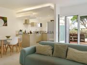 Moradia T3 de Luxo Remodelada em Vilamoura com Piscina e...
