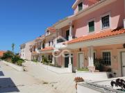 Moradia T3 Duplex em condomínio na Marinha Grande
