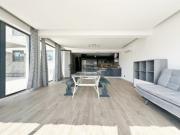 Moradia T3 em Alcabideche com Piscina e Vista para a Serra