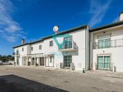 Moradia T3 em banda / condomínio fechado Marinha Grande