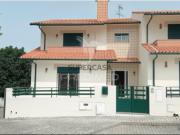 Moradia T3 em Branca