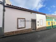 Moradia T3 em centro de Ponta Delgada