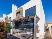 Moradia T3 em condomínio privado com piscina em Santa...