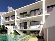 Moradia T3 em construção com piscina em Alcabideche