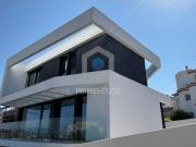 Moradia T3 em construo com vista Mar em Parchal Lagoa!