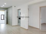 Moradia T3 em Nossa Senhora do Pópulo, Coto e São Gregório