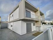 Moradia T3 em Pinhal do General com Pérgula e Logradouro