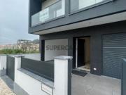 Moradia T3 em Ramada e Caneças