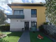 Moradia T3 em São João das Lampas e Terrugem