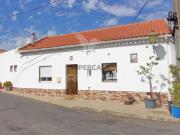 Moradia T3 em Vale de Santiago