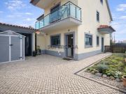 Moradia T3 Exclusiva com Suite Privativa, Logradouro...