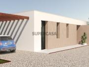 Moradia T3 Isolada | Elegância Contemporânea com Vista...