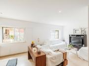 Moradia T3 isolada, em terreno de 1.262m², em Bicesse,...
