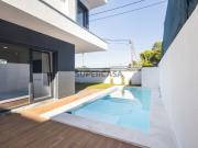 Moradia T3 Isolada | Sobreda | Piscina | Semi Nova