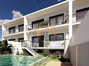 Moradia T3 moderna, com piscina e acabamentos de luxo