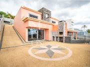 Moradia T3 Moderna com Vista Panorâmica – Pico dos...