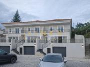 Moradia T3 Moderna Santa Cruz