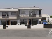 Moradia T3 na Encarnação