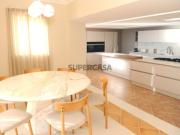 Moradia T3 no Palheiro Village com piscina e vista para...