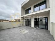 Moradia T3 NOVA localização privilegiada com VISTA MAR,...