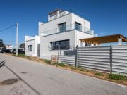 Moradia T3 Nova com Piscina e Vista Mar Altura, Castro...