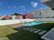 Moradia T3 nova em Salir do Porto