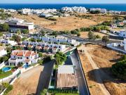 Moradia T3 para arrendamento anual em Olhos de Agua,...