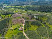 Moradia T3 para recuperar com Runa e Armazm em Terreno...