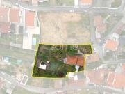 Moradia T3 para renovação atualmente arrendada S. Romão...
