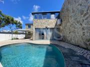 Moradia T3 remodelada com piscina e jardim para...