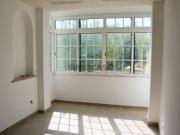 Moradia T3 + T2, remodelada,localizada em zona sossegada