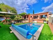 Moradia T3 térrea com piscina em zona central de Albufeira Moradia T3 térrea com piscina em zona central de Albufeira