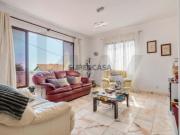 Moradia T3 Térrea com Vista Mar e Potencial de...