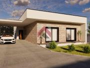 Moradia T3 Trrea isolada em Santo Andr Vagos em construo