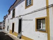 Moradia T3+T2 com Quintal no Centro Histórico de Évora